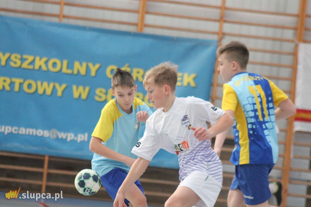 Trzynaście drużyn walczy o mistrzostwo powiatu FOTO