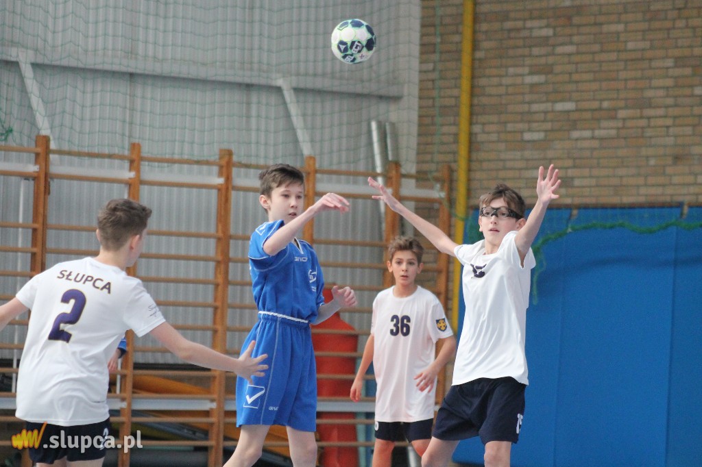 Trzynaście drużyn walczy o mistrzostwo powiatu FOTO