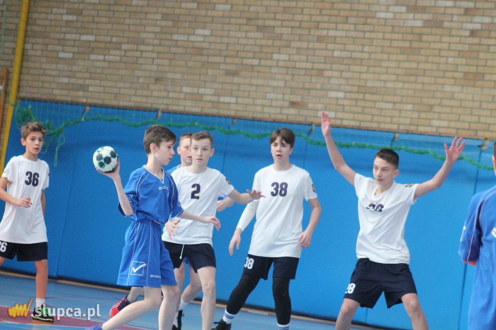 Trzynaście drużyn walczy o mistrzostwo powiatu FOTO