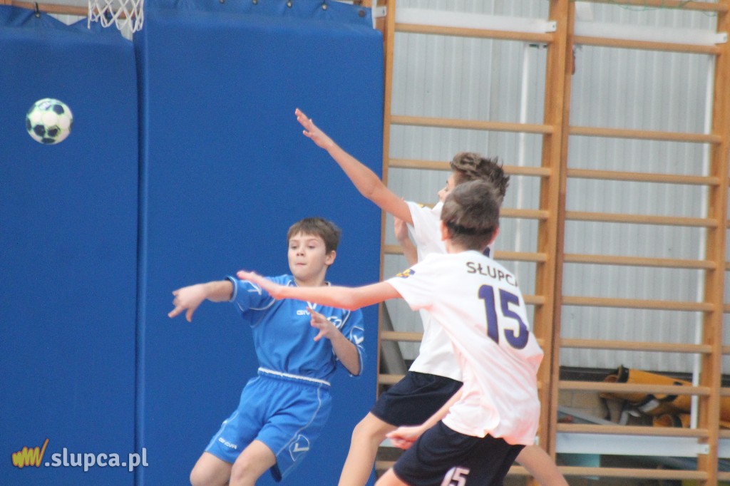 Trzynaście drużyn walczy o mistrzostwo powiatu FOTO