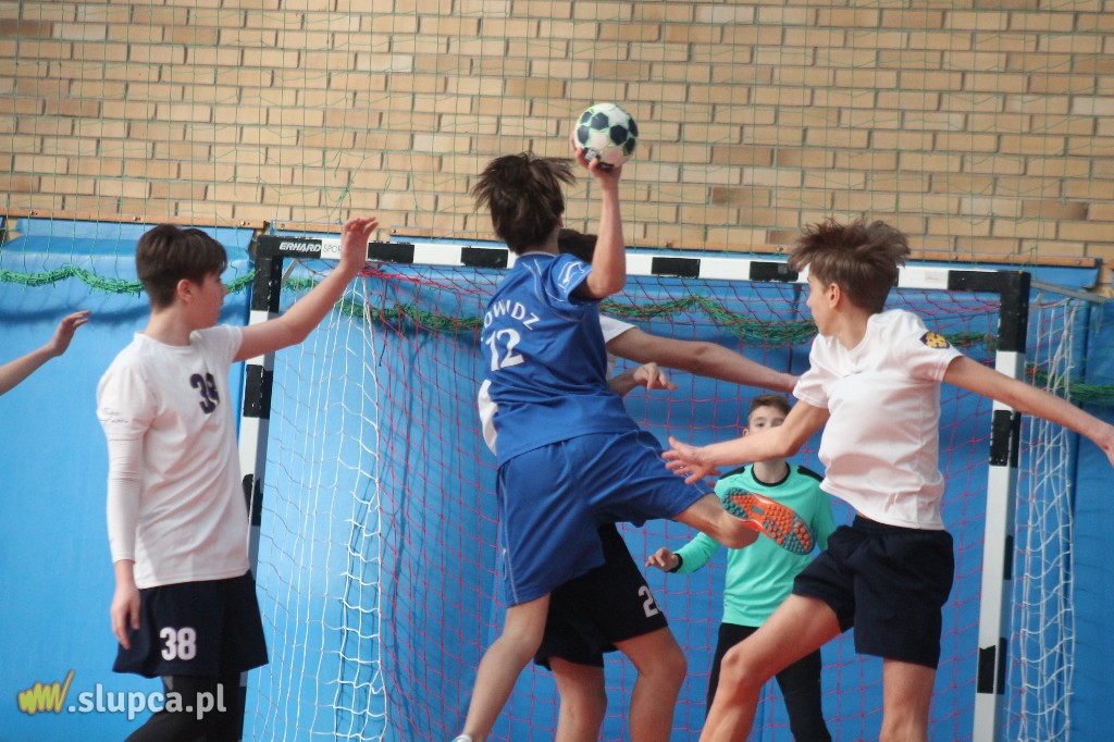 Trzynaście drużyn walczy o mistrzostwo powiatu FOTO