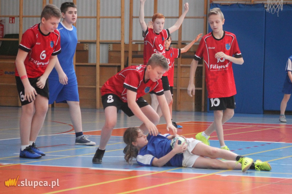 Trzynaście drużyn walczy o mistrzostwo powiatu FOTO