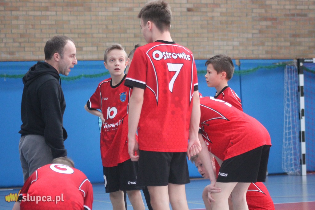 Trzynaście drużyn walczy o mistrzostwo powiatu FOTO