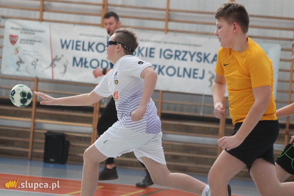 Trzynaście drużyn walczy o mistrzostwo powiatu FOTO