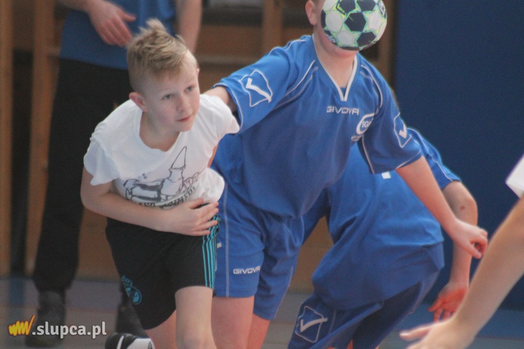 Trzynaście drużyn walczy o mistrzostwo powiatu FOTO