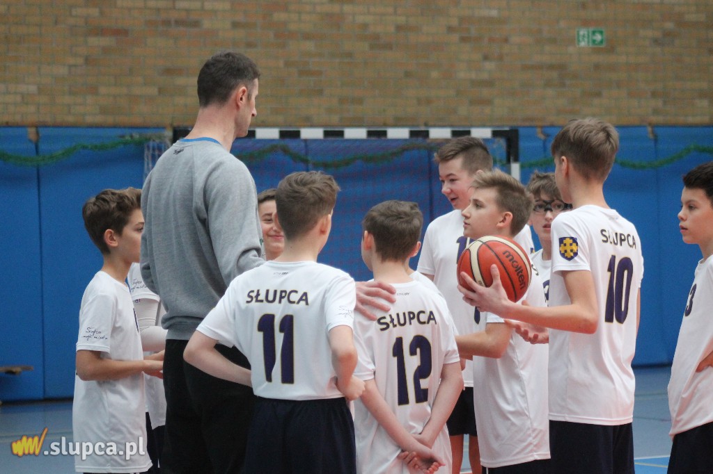 Sześć drużyn walczy o koszykarski tytuł Mistrzów Powiatu