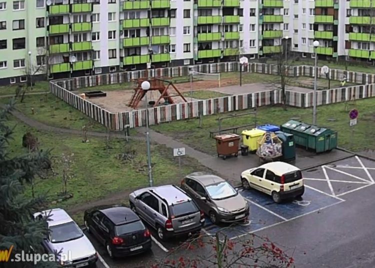 Monitoring przy blokach już działa