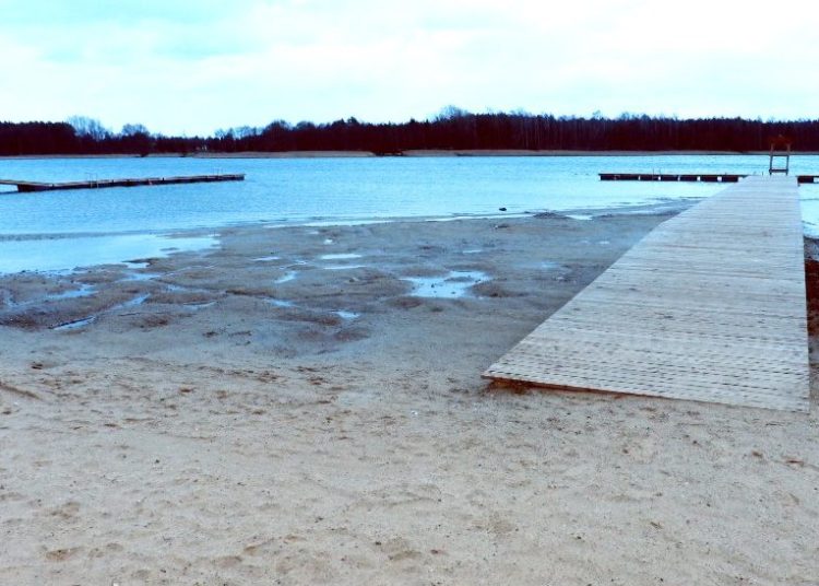 Jezioro Powidzkie znika w oczach