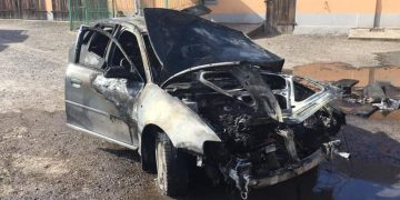 Ostrówek: Spalił się samochód