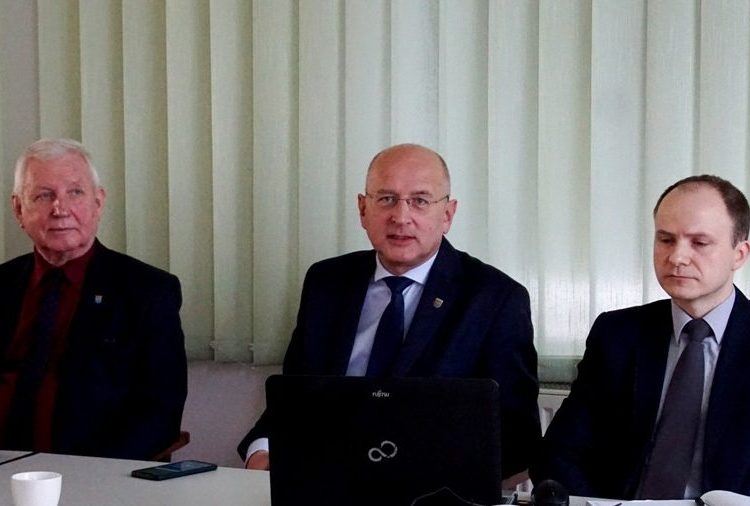 Radzili w sprawie koronawirusa