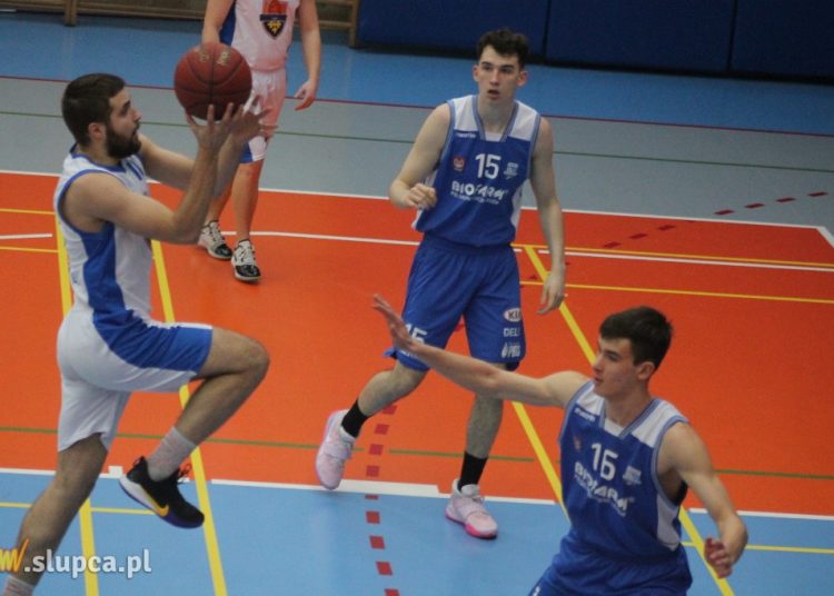 Młodzież z Biofarmu lepsza od Gromu