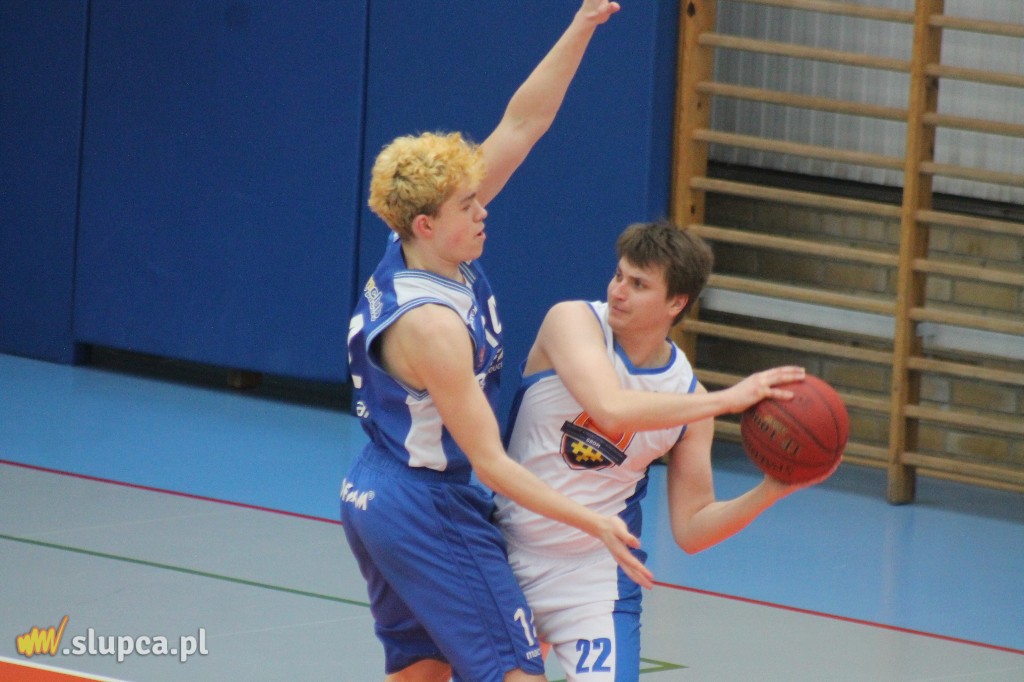 Młodzież z Biofarmu lepsza od Gromu