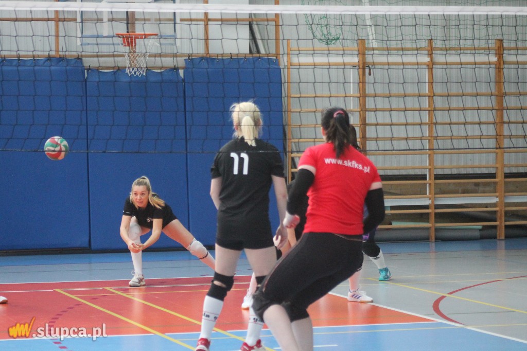 Dzień Kobiet pod siatką