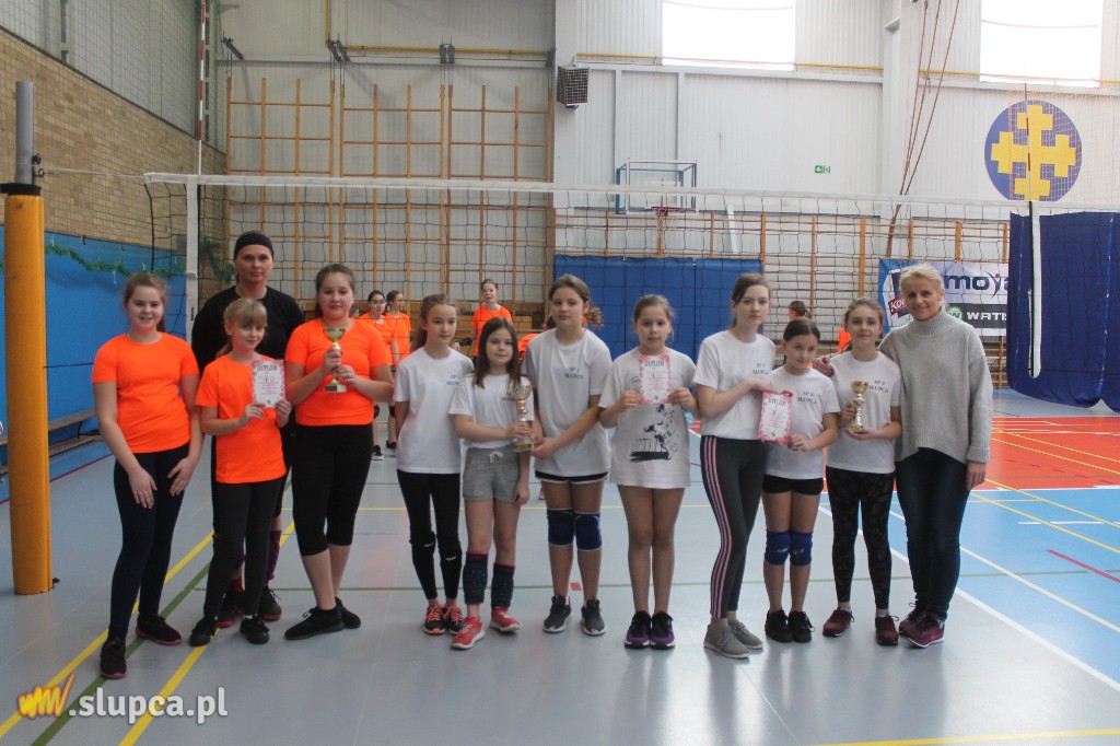 Dzień Kobiet pod siatką