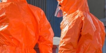 Kolejna osoba w szpitalu. 16 objętych kwarantanną