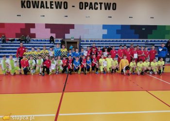 Walczyli o puchary wójta