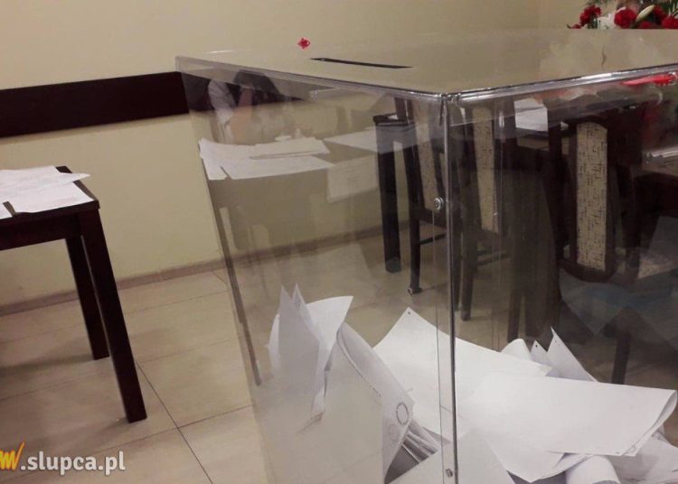 Poczta chce spis wyborców. Co zrobił urząd miasta?