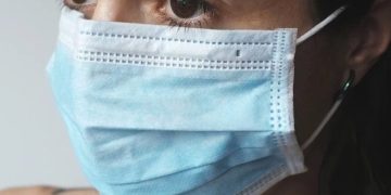 Maseczki. Nosić czy nie? Zapraszamy do dyskusji