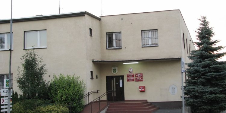 Urząd gminy otwarty od poniedziałku