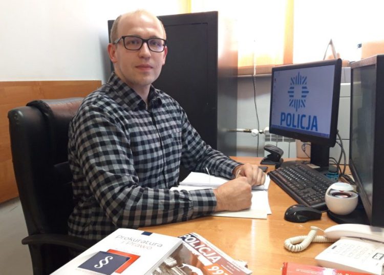 Doktor w policji. Czym się zajmuje?