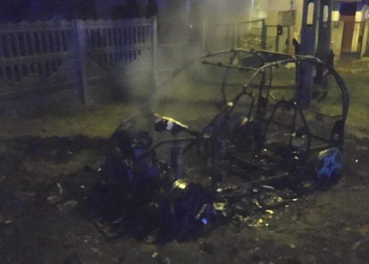 Auto doszczętnie spłonęło