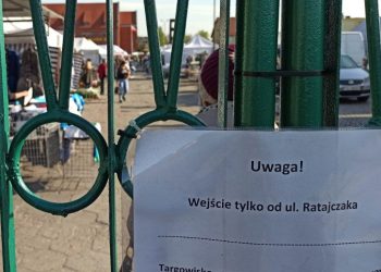 Targowisko działa, ale bramy zamknięte. Dlaczego?