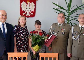 Za zasługi dla obronności kraju