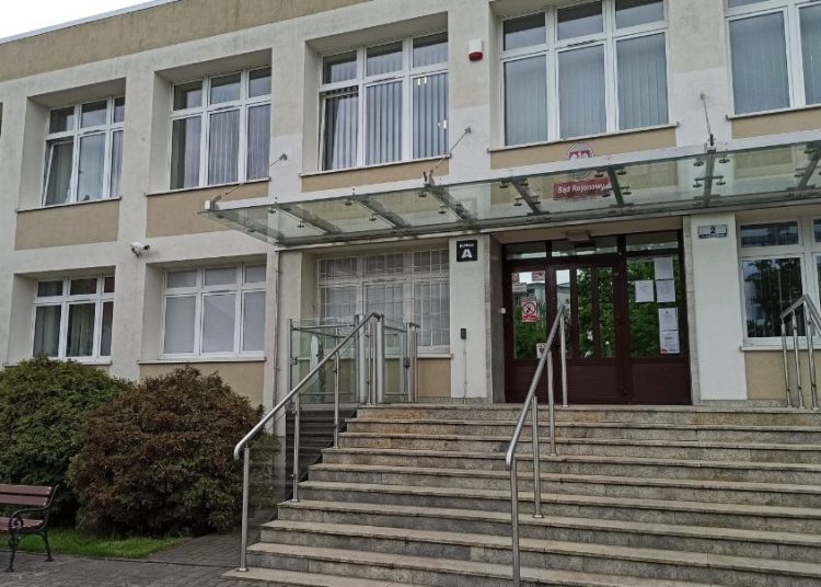 Ponad 700 rozpraw odwołanych