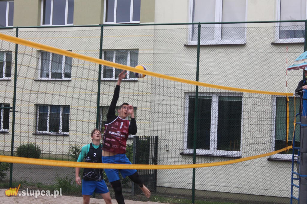 Wystartował pierwszy turniej plażówki