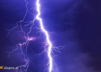 Ostrzegają przed burzami z gradem