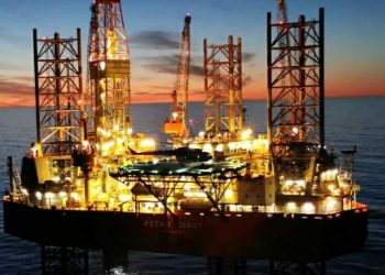 Żołnierze z Powidza lądowali na platformie wiertniczej