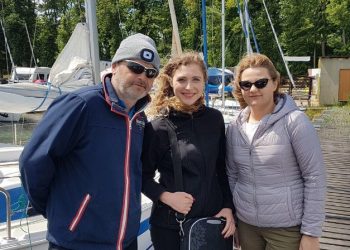 Stop, a się kręci w Powidzu