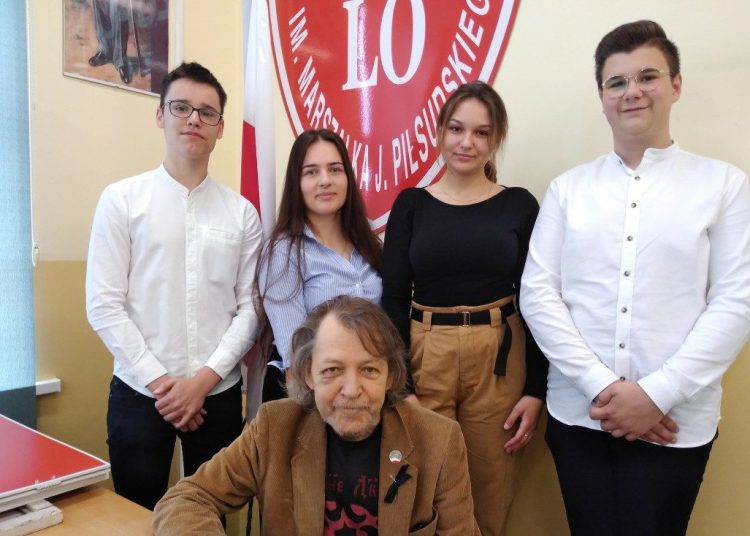 Znany nauczyciel odchodzi z LO