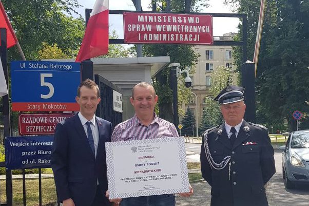 Powidz: odebrali promesę na wóz