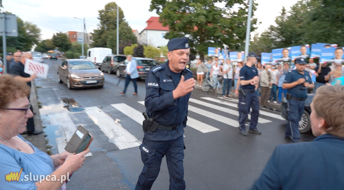 Zwolennicy Dudy i Trzaskowskiego twarzą w twarz FILM