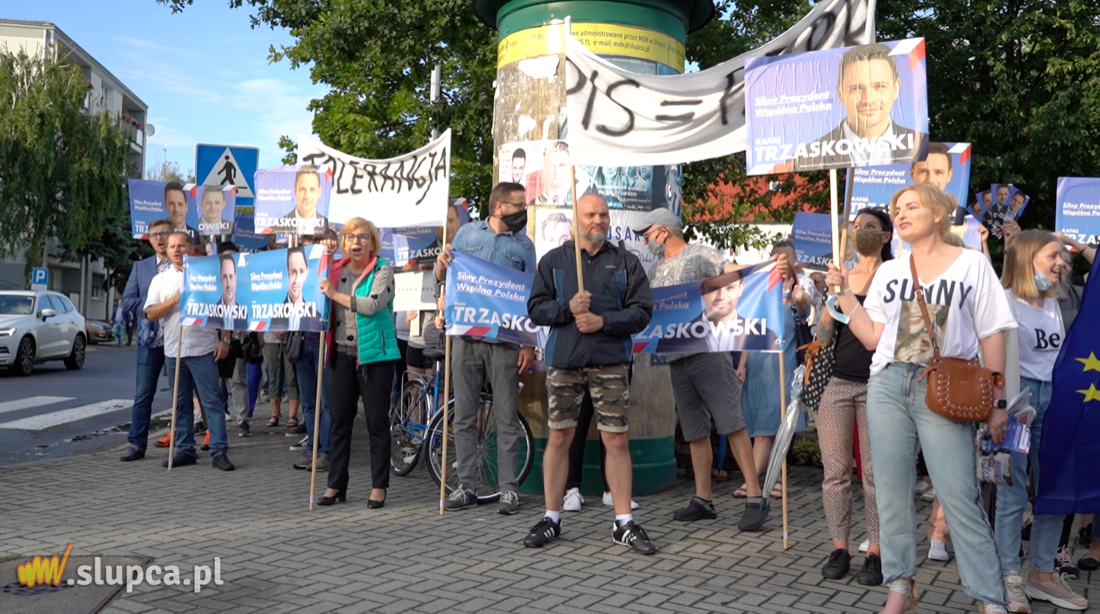 Zwolennicy Dudy i Trzaskowskiego twarzą w twarz FILM