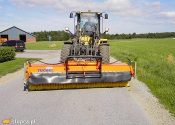 Przepisy BHP na budowie – zamiatarki do utrzymania porządku na placach budowy