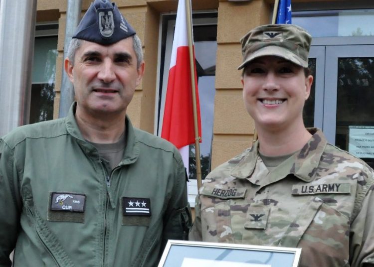 Pożegnali amerykańskich dowódców