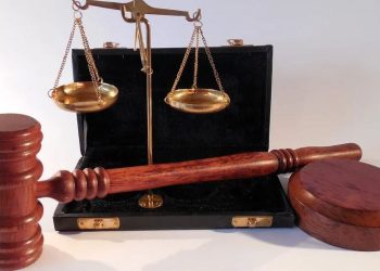 „Znikoma społeczna szkodliwość czynu”