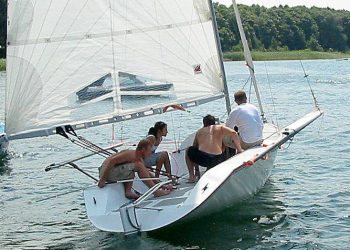 Czas na pierwsze regaty