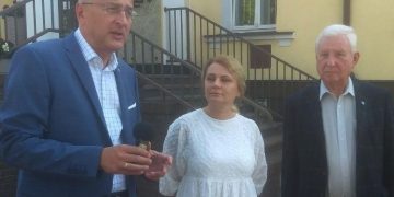 Wydział Komunikacji na konkretną godzinę