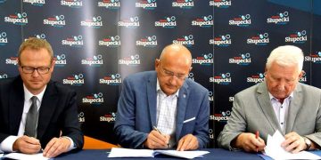 Podpisali umowę na budowę dróg