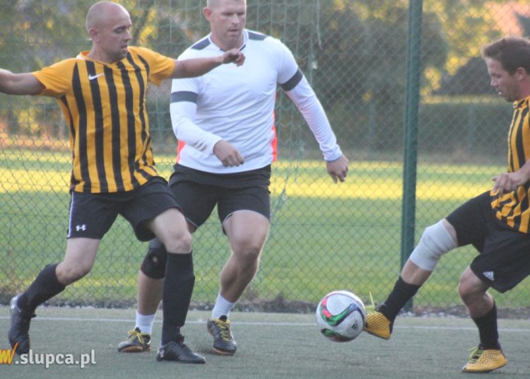 Meble oddały mecz walkowerem