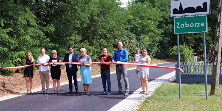 Oddanie drogi w Zaborzu, gm. Słupca