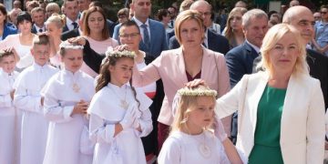 Komunia w Giewartowie ZDJĘCIA