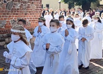 Komunia w Wawrzyńcu. Zobacz film