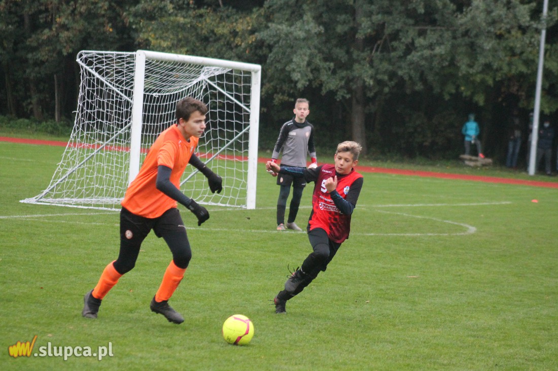 Sobota przy Gajowej. Grali przy pustych trybunach