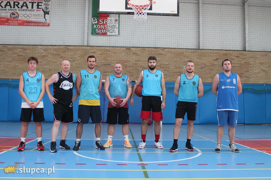 SALK Grom Trzeciego Wieku pierwszym liderem