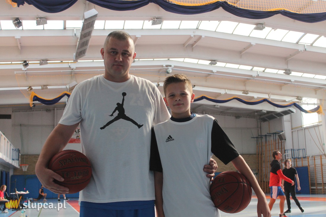 SALK Grom Trzeciego Wieku pierwszym liderem