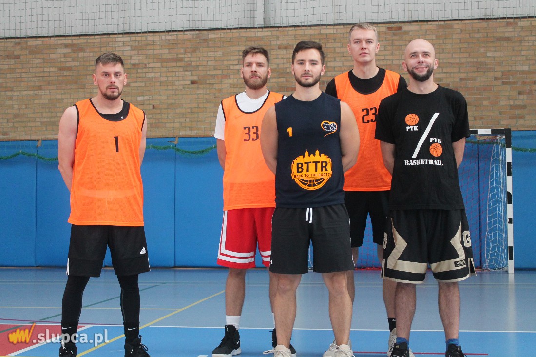 SALK Grom Trzeciego Wieku pierwszym liderem